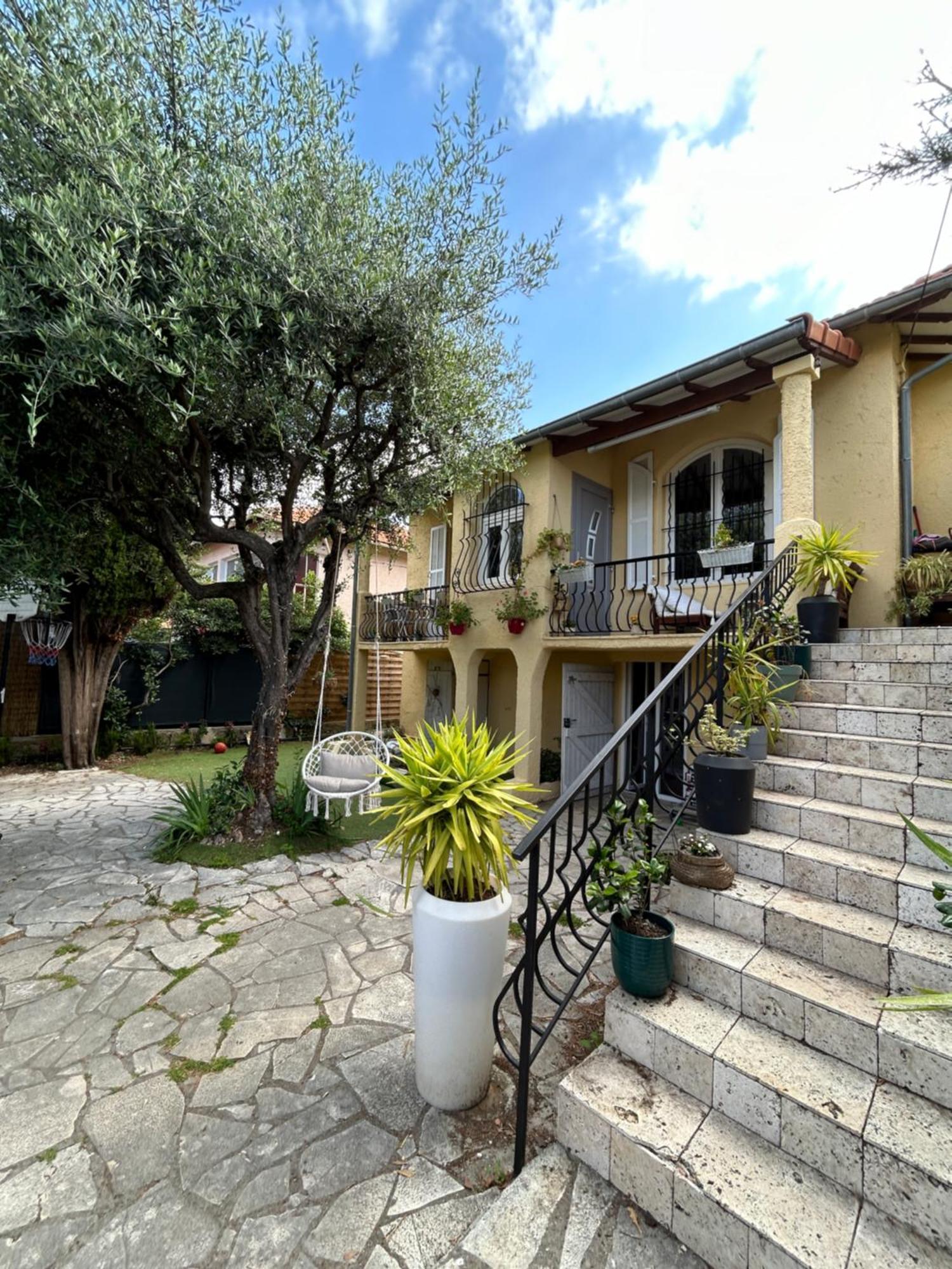 Appartement T2 bas de villa sur la Côte d'Azur tout confort Cagnes-sur-Mer Exterior foto